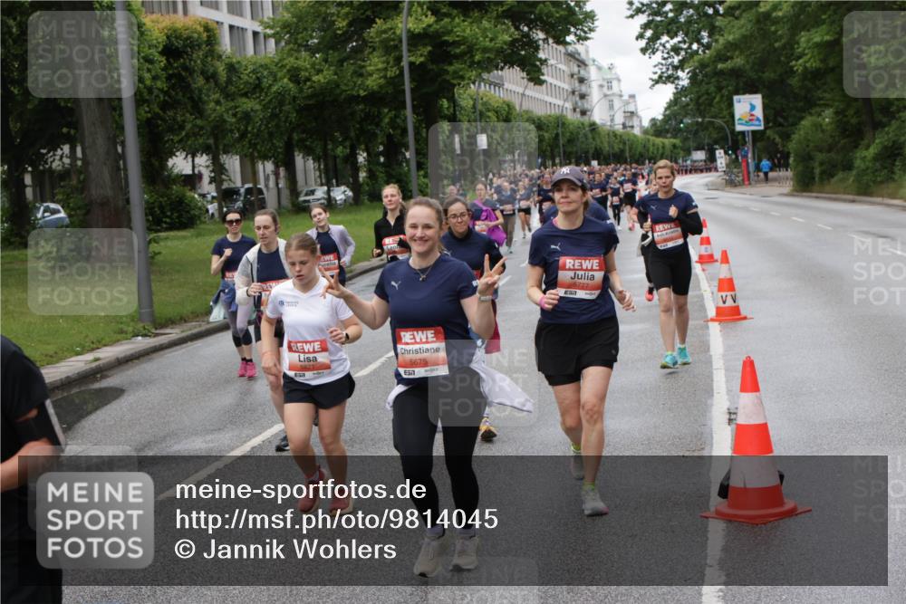 14.06.2026 - REWE Women's Run Jannik Wohlers http://msf.ph/oto/9814045 14.06.2026 10:39:25 Laufen 5821, 5675, 7, 5777, 57 meine-sportfotos.de