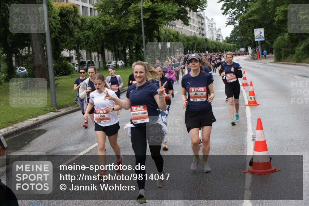 14.06.2026 - REWE Women's Run Jannik Wohlers http://msf.ph/oto/9814047 14.06.2026 10:39:25 Laufen 5821, 5675, 657, 5777, 57 meine-sportfotos.de