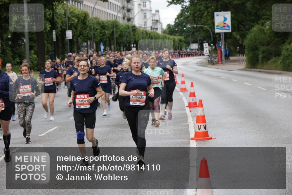 14.06.2026 - REWE Women's Run Jannik Wohlers http://msf.ph/oto/9814110 14.06.2026 10:39:42 Laufen 5455, 5886, 7, 8, 9 meine-sportfotos.de