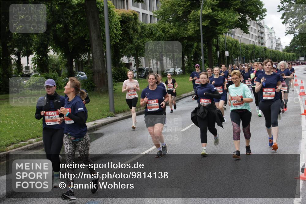 14.06.2026 - REWE Women's Run Jannik Wohlers http://msf.ph/oto/9814138 14.06.2026 10:39:47 Laufen 5991 meine-sportfotos.de