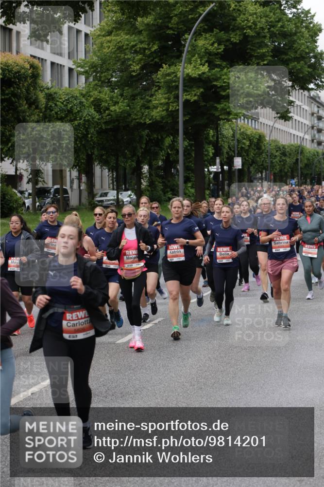 14.06.2026 - REWE Women's Run Jannik Wohlers http://msf.ph/oto/9814201 14.06.2026 10:40:04 Laufen 5826, 57 meine-sportfotos.de