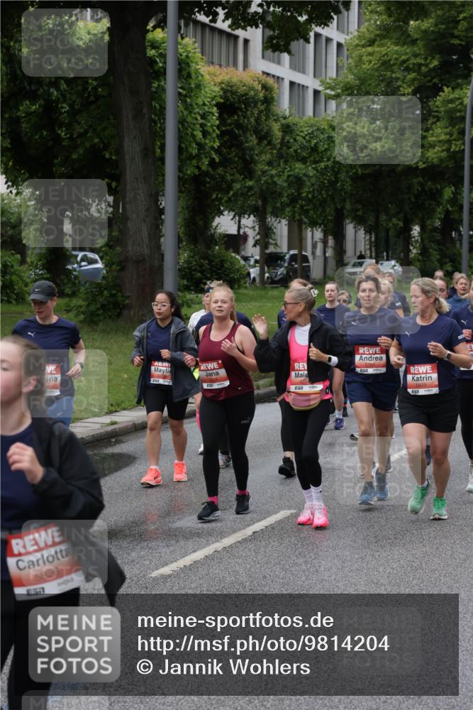 14.06.2026 - REWE Women's Run Jannik Wohlers http://msf.ph/oto/9814204 14.06.2026 10:40:05 Laufen 5826, 57 meine-sportfotos.de