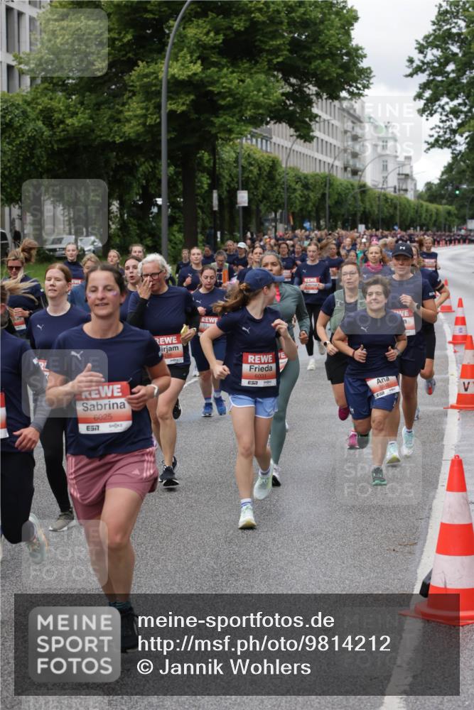 14.06.2026 - REWE Women's Run Jannik Wohlers http://msf.ph/oto/9814212 14.06.2026 10:40:07 Laufen 6025, 57, 798, 57, 6031, 5948 meine-sportfotos.de