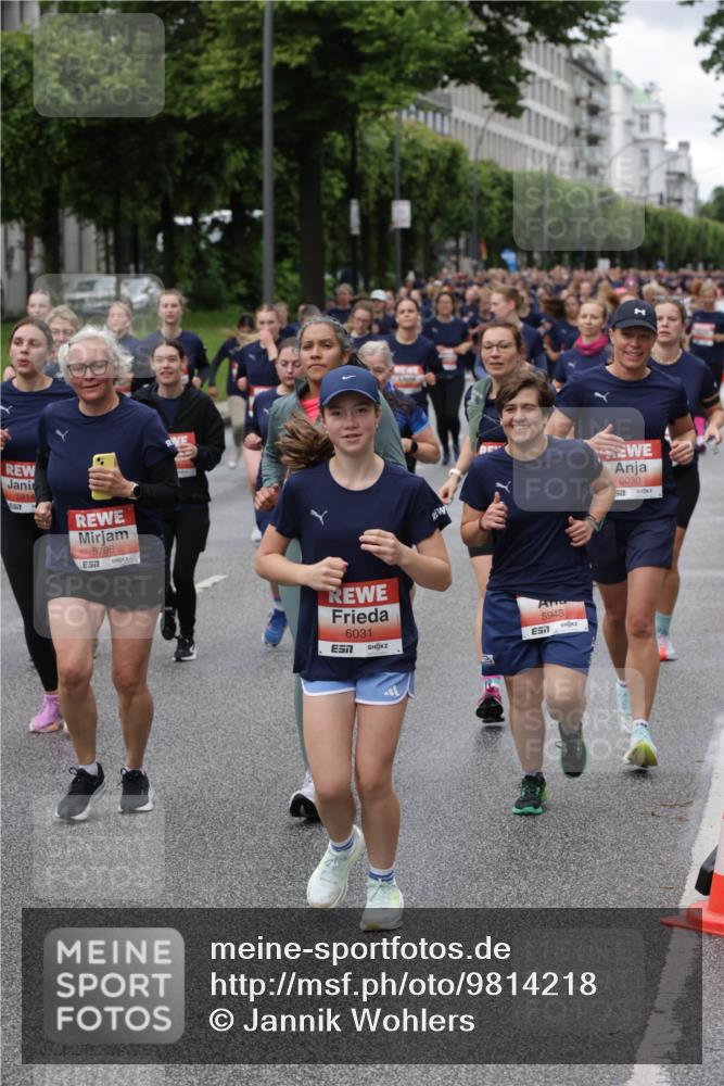 14.06.2026 - REWE Women's Run Jannik Wohlers http://msf.ph/oto/9814218 14.06.2026 10:40:08 Laufen 5914, 5798, 6031, 5948, 6030 meine-sportfotos.de