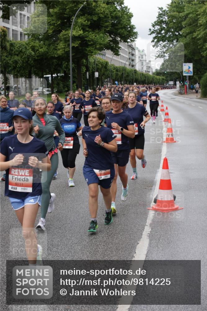 14.06.2026 - REWE Women's Run Jannik Wohlers http://msf.ph/oto/9814225 14.06.2026 10:40:09 Laufen 6031, 5092, 5948 meine-sportfotos.de