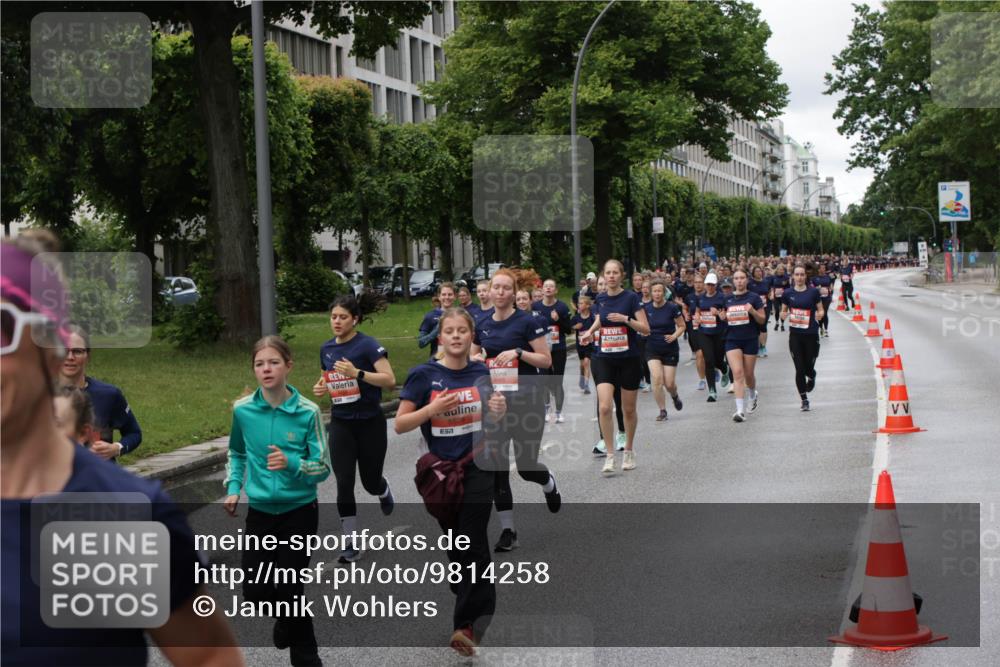 14.06.2026 - REWE Women's Run Jannik Wohlers http://msf.ph/oto/9814258 14.06.2026 10:40:22 Laufen 57 meine-sportfotos.de