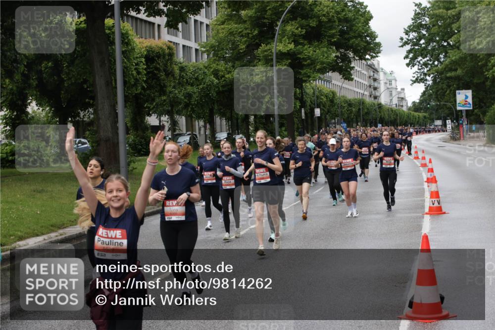 14.06.2026 - REWE Women's Run Jannik Wohlers http://msf.ph/oto/9814262 14.06.2026 10:40:23 Laufen 5529, 7, 7 meine-sportfotos.de