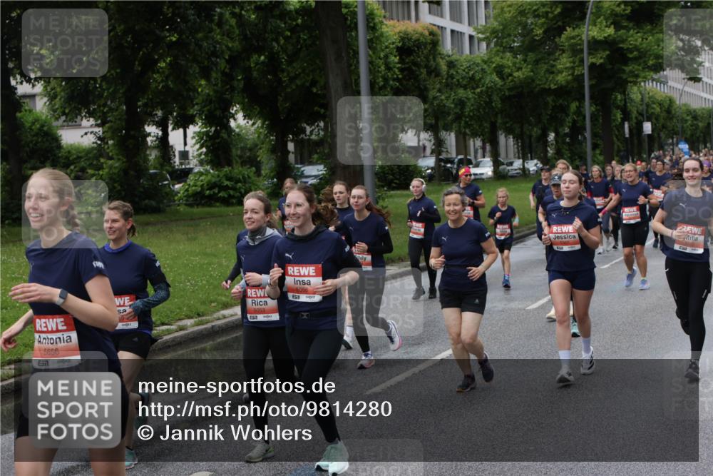 14.06.2026 - REWE Women's Run Jannik Wohlers http://msf.ph/oto/9814280 14.06.2026 10:40:26 Laufen 5656, 5053, 5056 meine-sportfotos.de