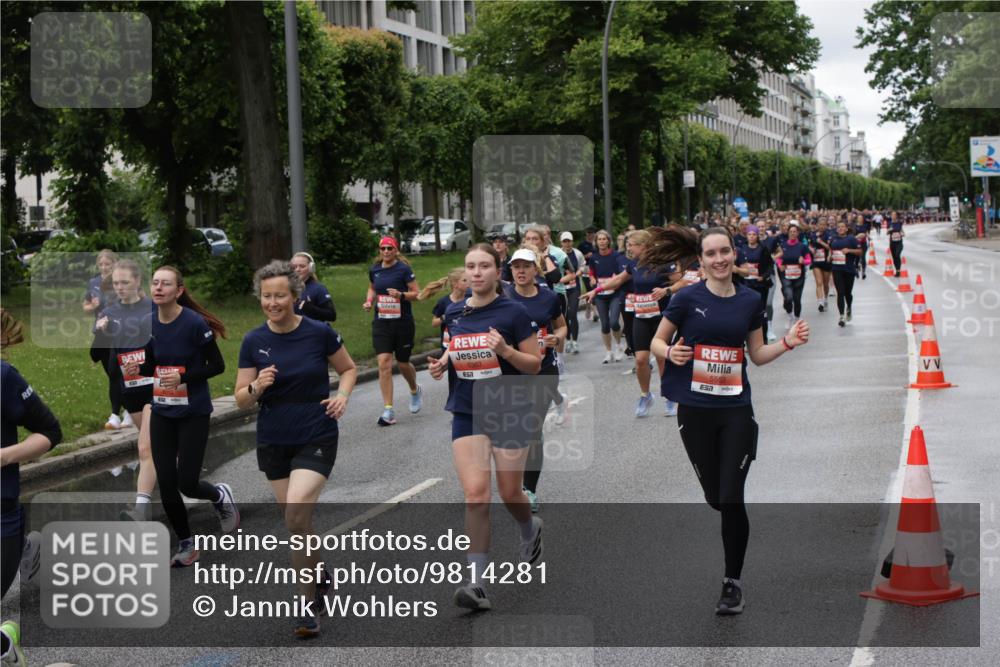 14.06.2026 - REWE Women's Run Jannik Wohlers http://msf.ph/oto/9814281 14.06.2026 10:40:27 Laufen 5307, 51, 5553 meine-sportfotos.de