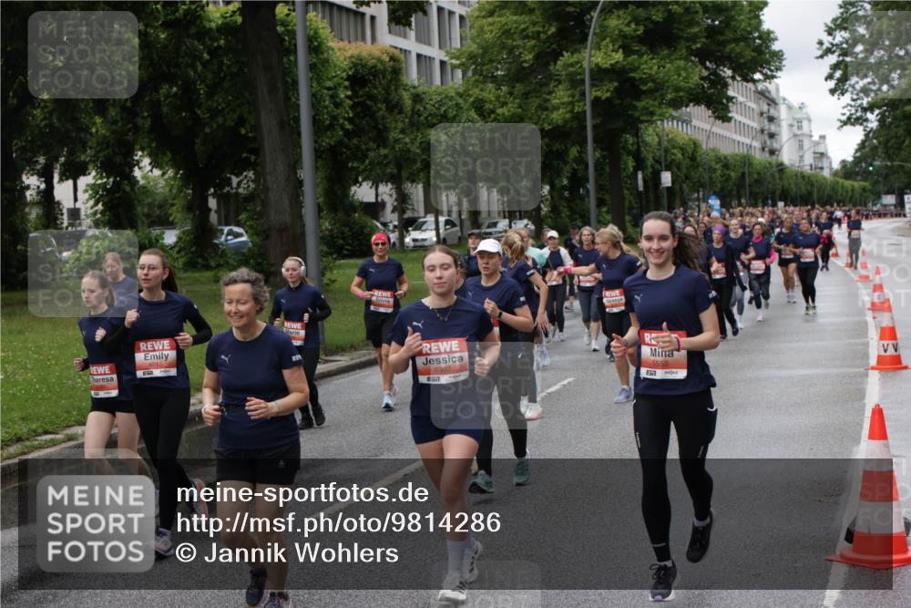 14.06.2026 - REWE Women's Run Jannik Wohlers http://msf.ph/oto/9814286 14.06.2026 10:40:27 Laufen 6013, 5307, 7, 5553 meine-sportfotos.de