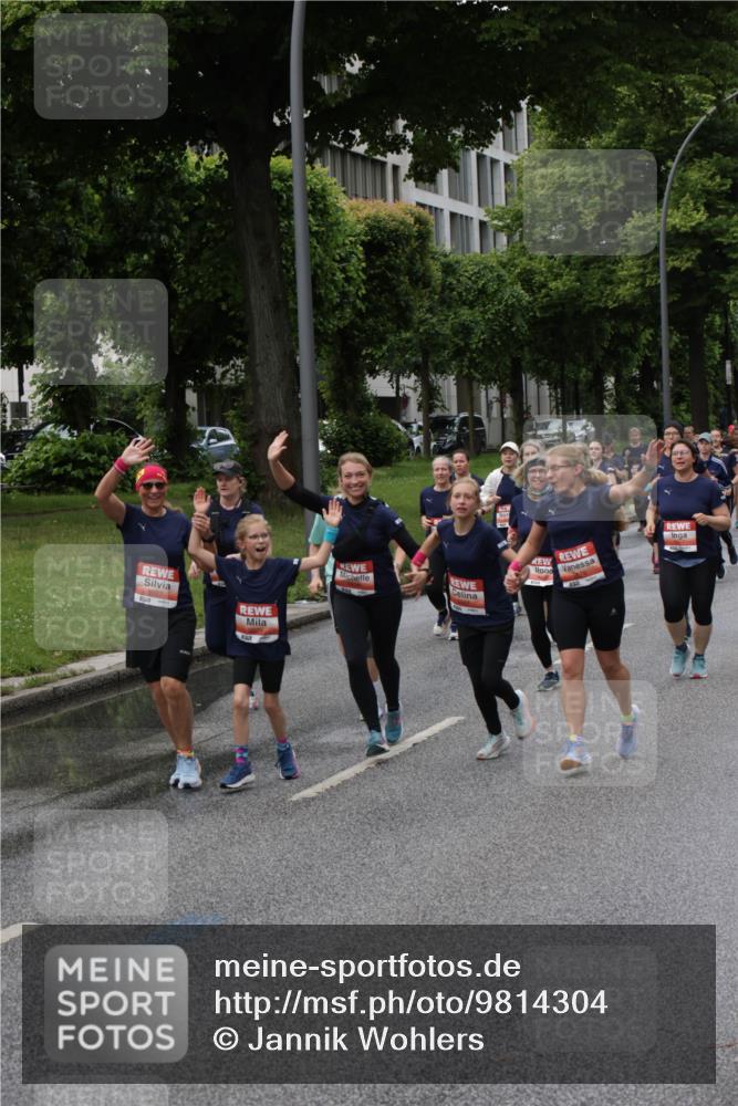 14.06.2026 - REWE Women's Run Jannik Wohlers http://msf.ph/oto/9814304 14.06.2026 10:40:30 Laufen  meine-sportfotos.de