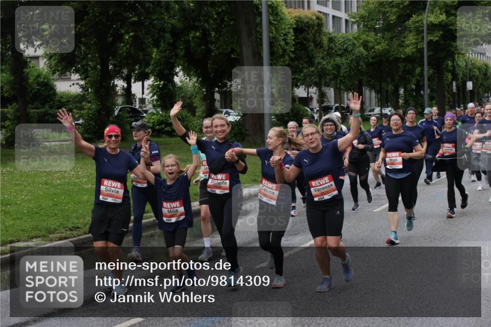 14.06.2026 - REWE Women's Run Jannik Wohlers http://msf.ph/oto/9814309 14.06.2026 10:40:31 Laufen 5027, 51, 5610 meine-sportfotos.de