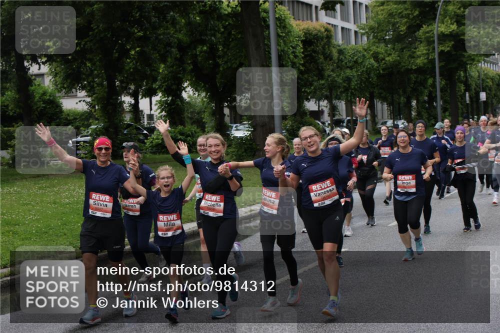 14.06.2026 - REWE Women's Run Jannik Wohlers http://msf.ph/oto/9814312 14.06.2026 10:40:31 Laufen 5027, 5609, 5610 meine-sportfotos.de