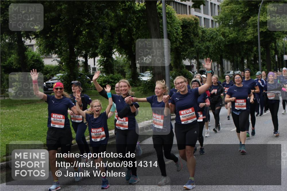 14.06.2026 - REWE Women's Run Jannik Wohlers http://msf.ph/oto/9814314 14.06.2026 10:40:31 Laufen 5027, 7, 657, 5610, 57 meine-sportfotos.de