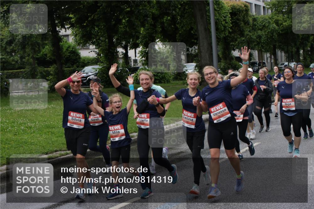 14.06.2026 - REWE Women's Run Jannik Wohlers http://msf.ph/oto/9814319 14.06.2026 10:40:31 Laufen 5027, 7, 5609, 657, 5607, 5610, 51 meine-sportfotos.de