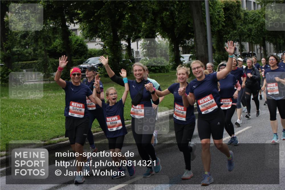 14.06.2026 - REWE Women's Run Jannik Wohlers http://msf.ph/oto/9814321 14.06.2026 10:40:31 Laufen 5027, 7, 5609, 657, 5608, 5610, 57 meine-sportfotos.de