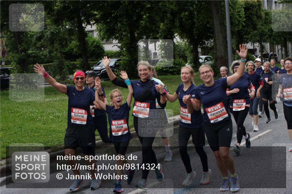 14.06.2026 - REWE Women's Run Jannik Wohlers http://msf.ph/oto/9814324 14.06.2026 10:40:31 Laufen 5027, 7, 5609, 7, 5608, 6517, 0, 5610, 57 meine-sportfotos.de