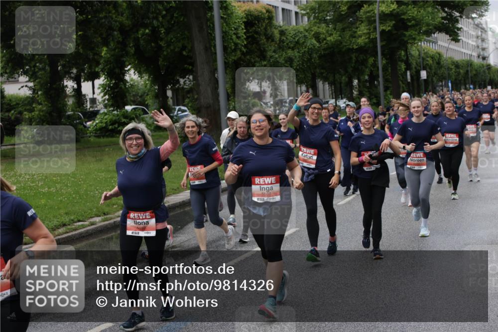 14.06.2026 - REWE Women's Run Jannik Wohlers http://msf.ph/oto/9814326 14.06.2026 10:40:32 Laufen 5192, 7, 5507, 7 meine-sportfotos.de