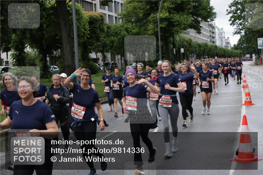 14.06.2026 - REWE Women's Run Jannik Wohlers http://msf.ph/oto/9814336 14.06.2026 10:40:33 Laufen 5507, 891, 5890 meine-sportfotos.de