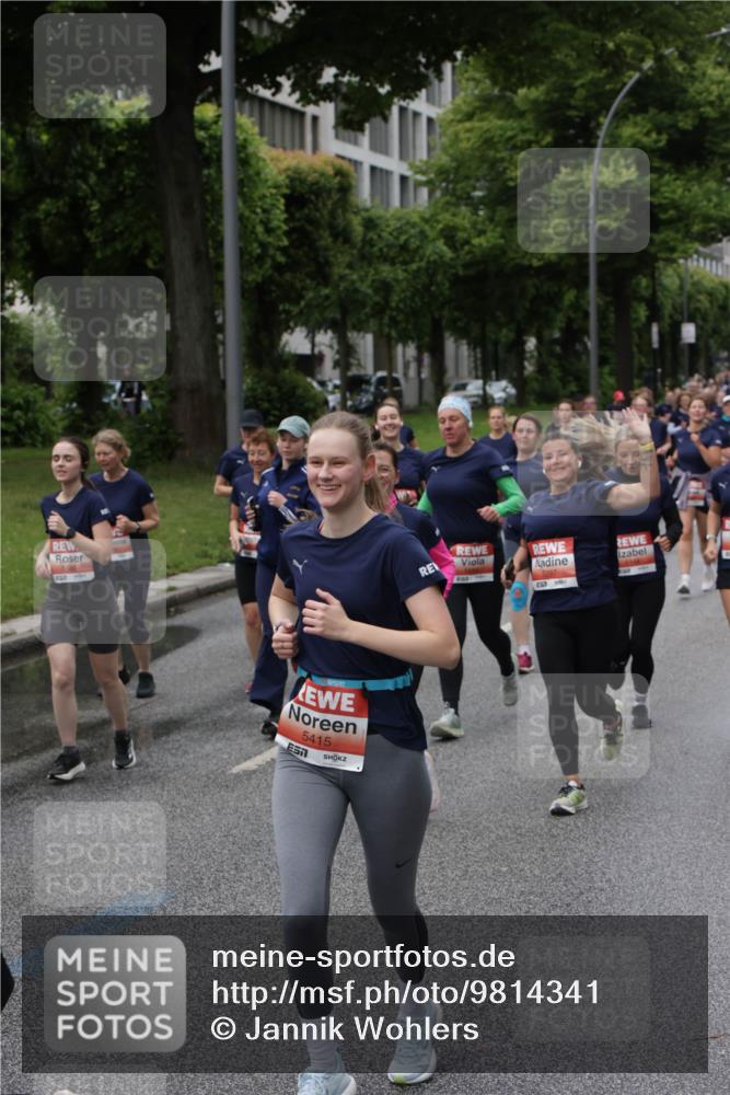 14.06.2026 - REWE Women's Run Jannik Wohlers http://msf.ph/oto/9814341 14.06.2026 10:40:35 Laufen 5415 meine-sportfotos.de
