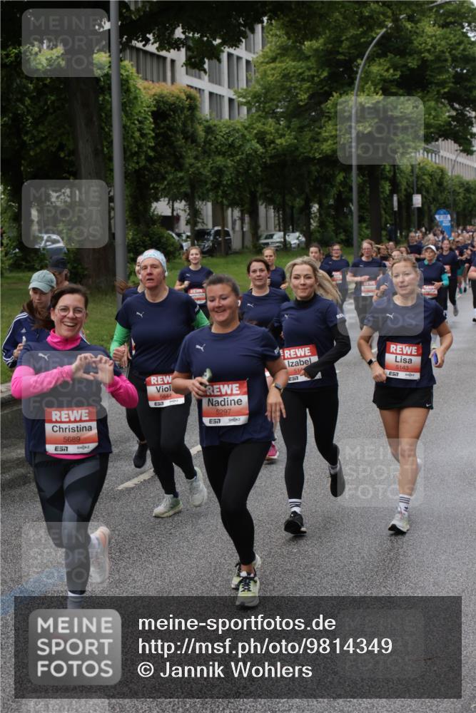 14.06.2026 - REWE Women's Run Jannik Wohlers http://msf.ph/oto/9814349 14.06.2026 10:40:36 Laufen 5689, 7, 5644, 5297, 514, 5143, 7 meine-sportfotos.de
