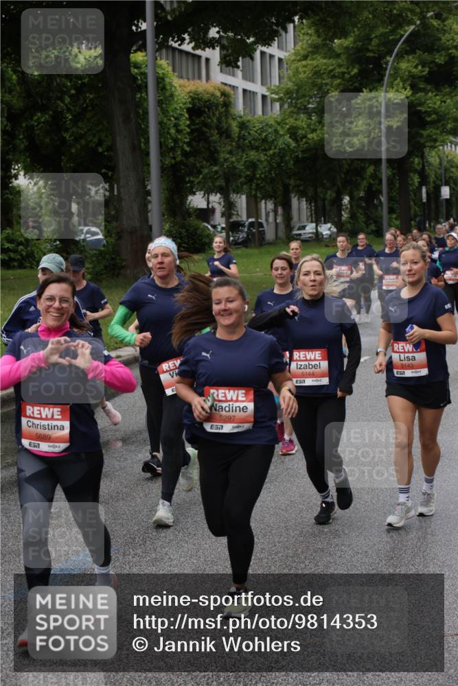 14.06.2026 - REWE Women's Run Jannik Wohlers http://msf.ph/oto/9814353 14.06.2026 10:40:36 Laufen 5689, 5297, 5144, 5143 meine-sportfotos.de