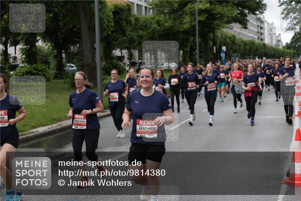 14.06.2026 - REWE Women's Run Jannik Wohlers http://msf.ph/oto/9814380 14.06.2026 10:40:40 Laufen 5514, 5881 meine-sportfotos.de