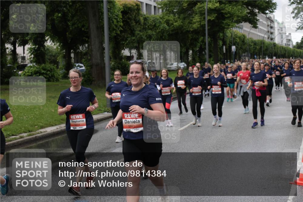 14.06.2026 - REWE Women's Run Jannik Wohlers http://msf.ph/oto/9814384 14.06.2026 10:40:41 Laufen 5514, 5881 meine-sportfotos.de