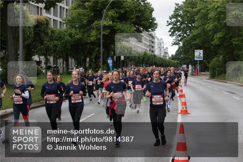 14.06.2026 - REWE Women's Run Jannik Wohlers http://msf.ph/oto/9814387 14.06.2026 10:40:42 Laufen 6, 30 meine-sportfotos.de