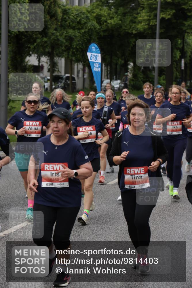 14.06.2026 - REWE Women's Run Jannik Wohlers http://msf.ph/oto/9814403 14.06.2026 10:40:47 Laufen 5864, 7, 630, 7, 5460, 5771, 5417, 57 meine-sportfotos.de