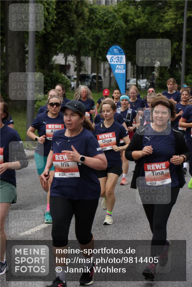 14.06.2026 - REWE Women's Run Jannik Wohlers http://msf.ph/oto/9814405 14.06.2026 10:40:47 Laufen 5460, 5351, 6, 30, 5771, 57 meine-sportfotos.de