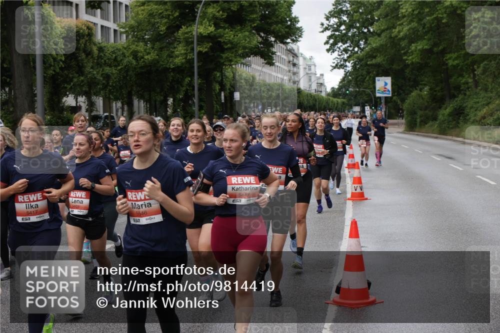 14.06.2026 - REWE Women's Run Jannik Wohlers http://msf.ph/oto/9814419 14.06.2026 10:40:49 Laufen 5417, 5601, 5546, 5445, 57 meine-sportfotos.de