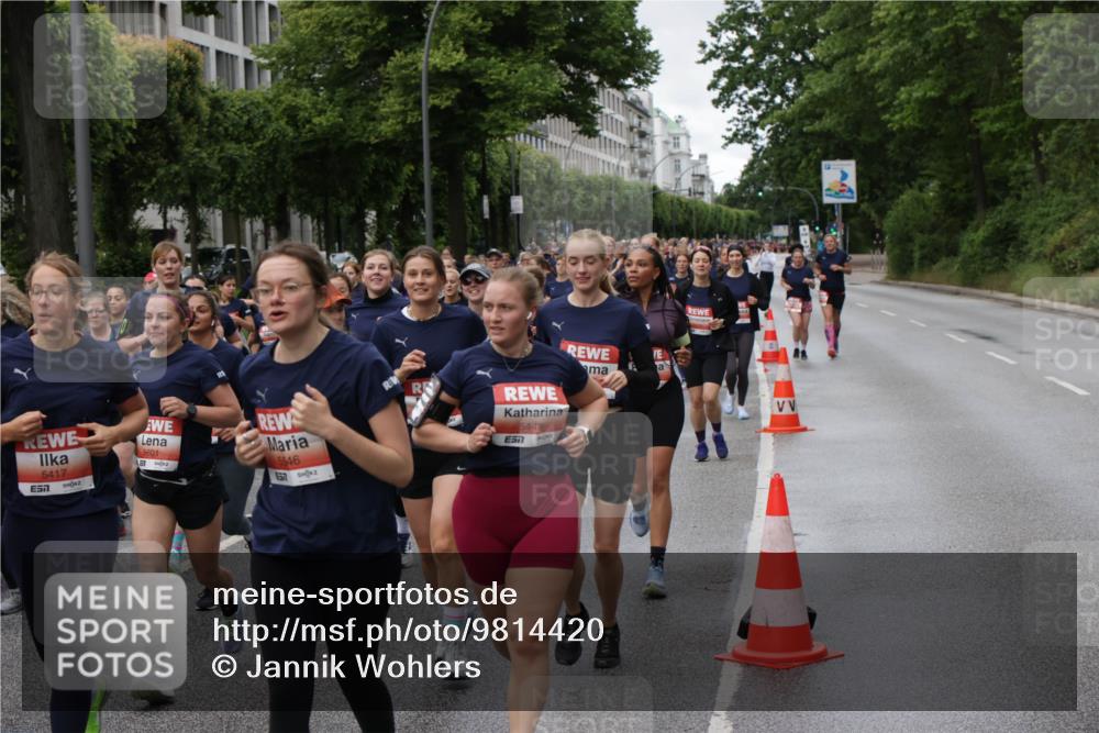 14.06.2026 - REWE Women's Run Jannik Wohlers http://msf.ph/oto/9814420 14.06.2026 10:40:50 Laufen 5417, 7, 5601, 5546, 5443, 7 meine-sportfotos.de