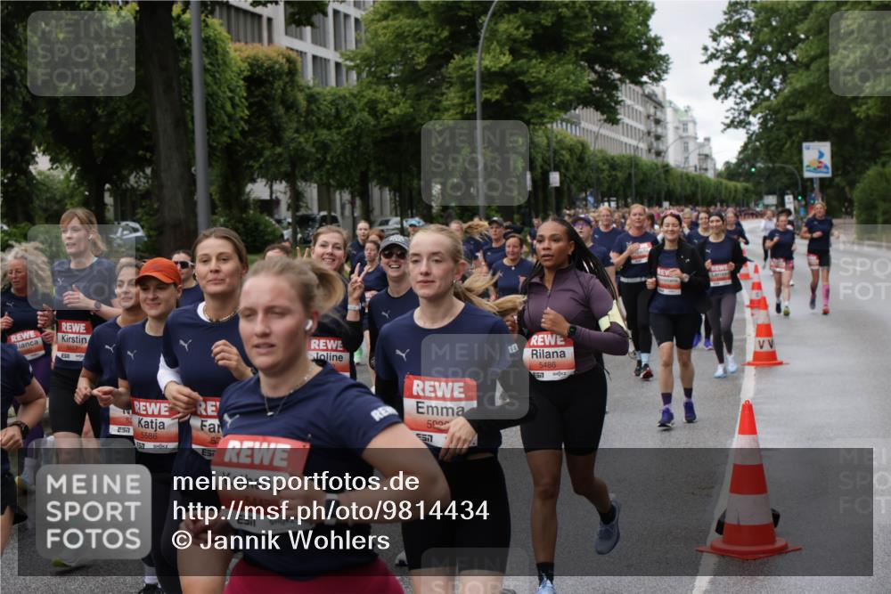 14.06.2026 - REWE Women's Run Jannik Wohlers http://msf.ph/oto/9814434 14.06.2026 10:40:51 Laufen 57, 5586, 57, 5445, 500, 5486 meine-sportfotos.de