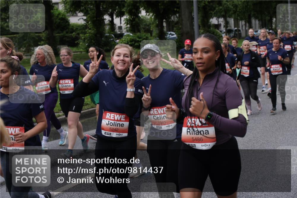 14.06.2026 - REWE Women's Run Jannik Wohlers http://msf.ph/oto/9814437 14.06.2026 10:40:52 Laufen 82, 5849, 5242, 7, 5341, 5486, 57 meine-sportfotos.de