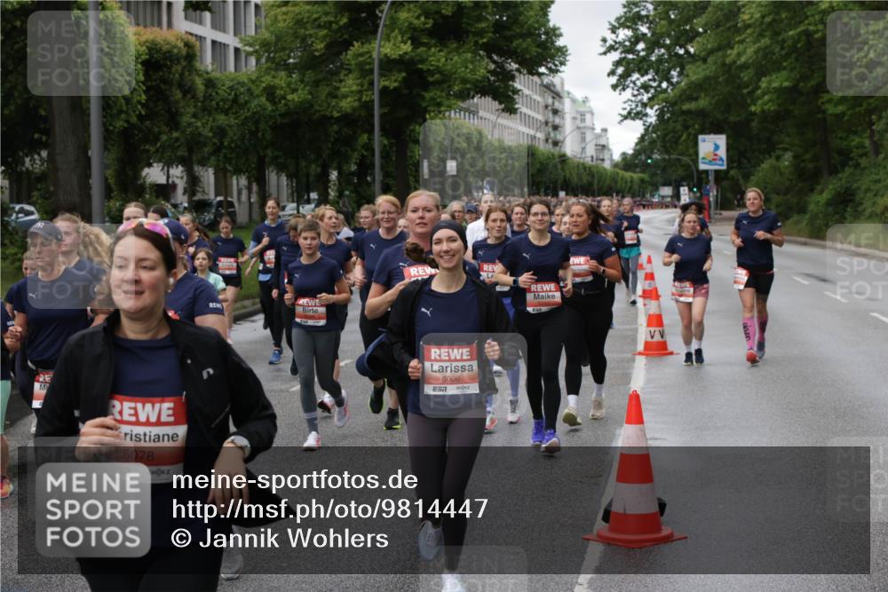 14.06.2026 - REWE Women's Run Jannik Wohlers http://msf.ph/oto/9814447 14.06.2026 10:40:54 Laufen 5078, 6006 meine-sportfotos.de