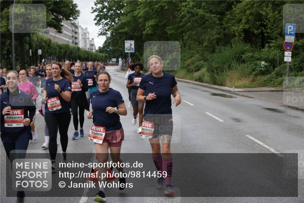 14.06.2026 - REWE Women's Run Jannik Wohlers http://msf.ph/oto/9814459 14.06.2026 10:40:58 Laufen 5963, 7, 7, 6310, 5561 meine-sportfotos.de