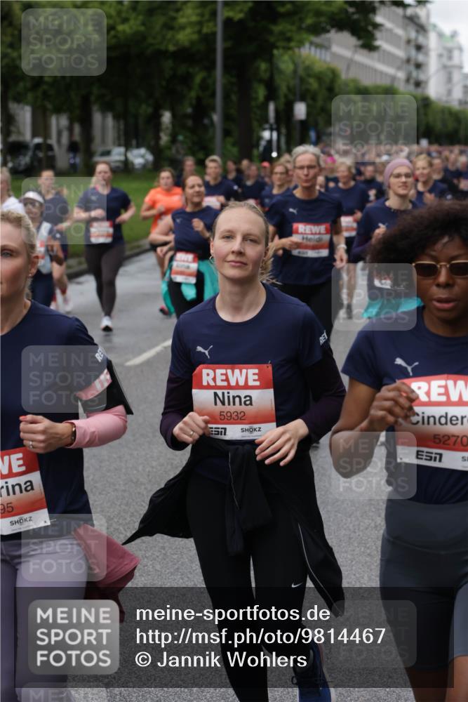 14.06.2026 - REWE Women's Run Jannik Wohlers http://msf.ph/oto/9814467 14.06.2026 10:41:02 Laufen 95, 5932, 57, 5270, 7 meine-sportfotos.de