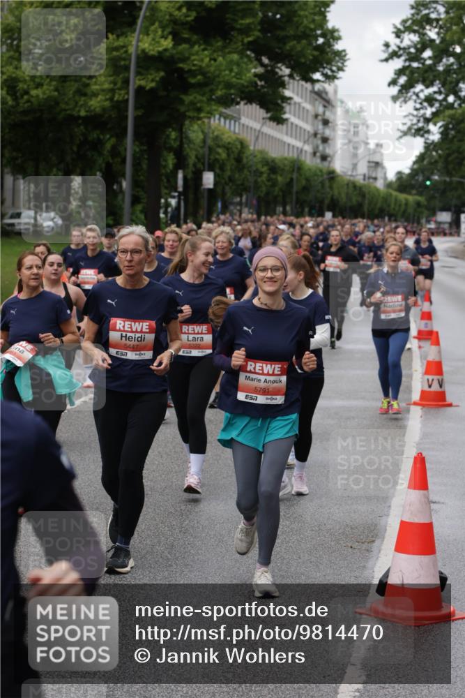 14.06.2026 - REWE Women's Run Jannik Wohlers http://msf.ph/oto/9814470 14.06.2026 10:41:03 Laufen 5447, 7, 5372, 7, 5791 meine-sportfotos.de