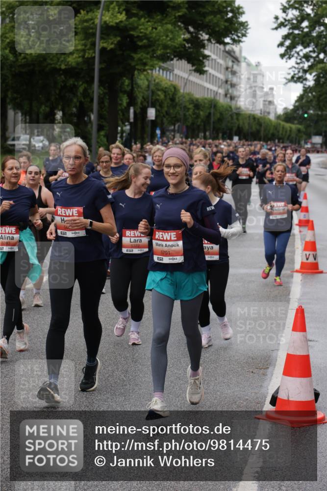 14.06.2026 - REWE Women's Run Jannik Wohlers http://msf.ph/oto/9814475 14.06.2026 10:41:03 Laufen 5283, 542, 5372, 7, 5791 meine-sportfotos.de
