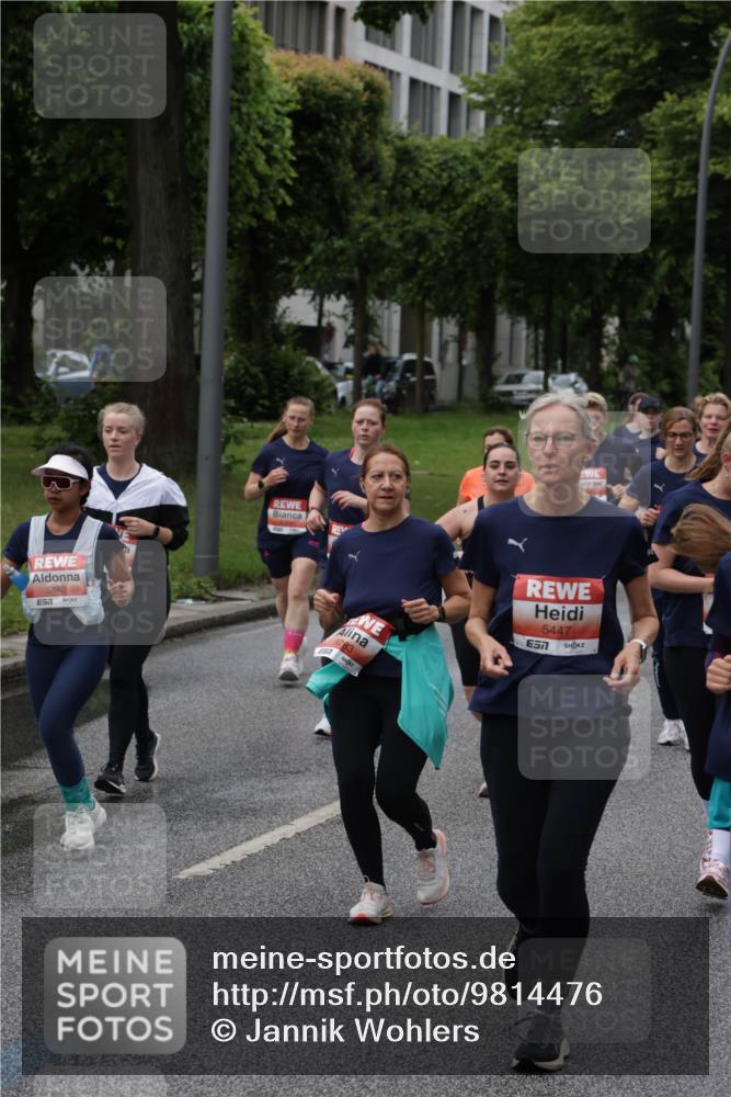 14.06.2026 - REWE Women's Run Jannik Wohlers http://msf.ph/oto/9814476 14.06.2026 10:41:03 Laufen 5482, 57, 5283, 5447, 7 meine-sportfotos.de