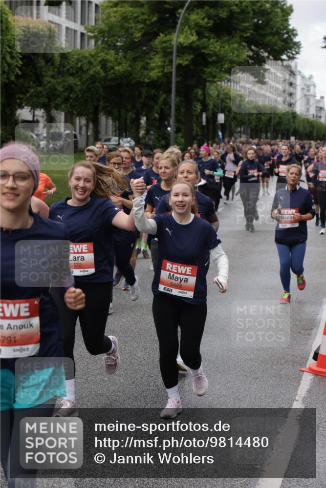 14.06.2026 - REWE Women's Run Jannik Wohlers http://msf.ph/oto/9814480 14.06.2026 10:41:05 Laufen 791, 5372, 7, 5428, 57 meine-sportfotos.de