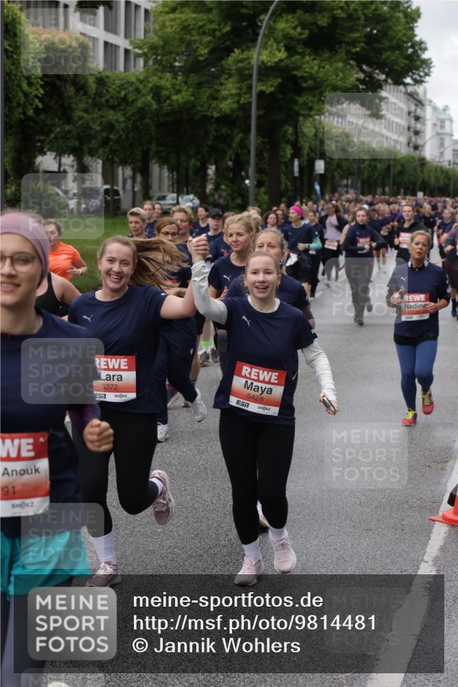 14.06.2026 - REWE Women's Run Jannik Wohlers http://msf.ph/oto/9814481 14.06.2026 10:41:05 Laufen 91, 5372, 7, 5428 meine-sportfotos.de