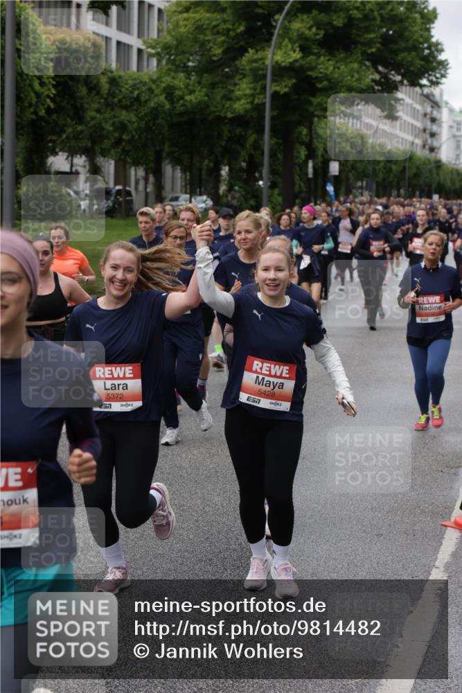 14.06.2026 - REWE Women's Run Jannik Wohlers http://msf.ph/oto/9814482 14.06.2026 10:41:05 Laufen 5372, 5428, 7 meine-sportfotos.de