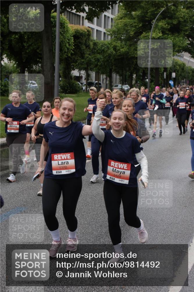 14.06.2026 - REWE Women's Run Jannik Wohlers http://msf.ph/oto/9814492 14.06.2026 10:41:05 Laufen 5372, 7, 5428 meine-sportfotos.de