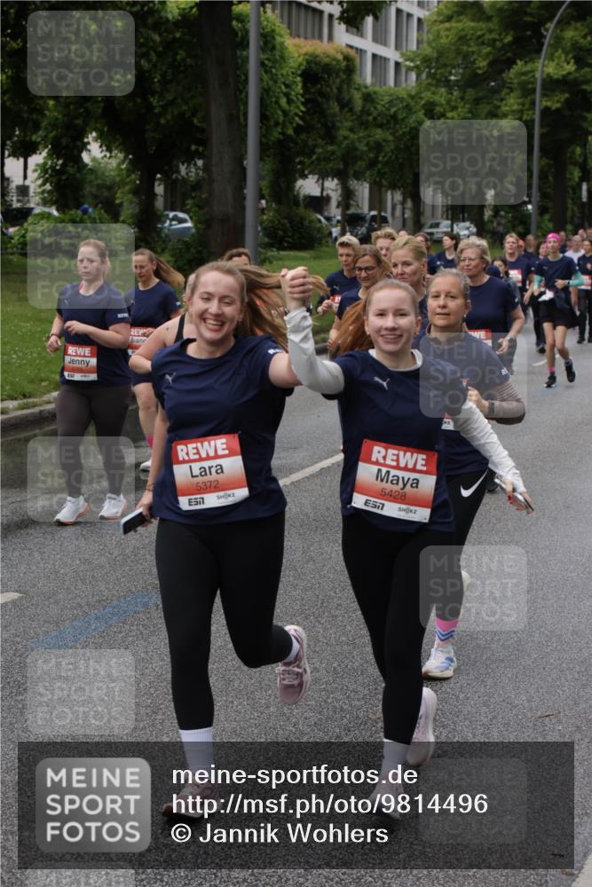 14.06.2026 - REWE Women's Run Jannik Wohlers http://msf.ph/oto/9814496 14.06.2026 10:41:06 Laufen 5372, 7, 5428 meine-sportfotos.de