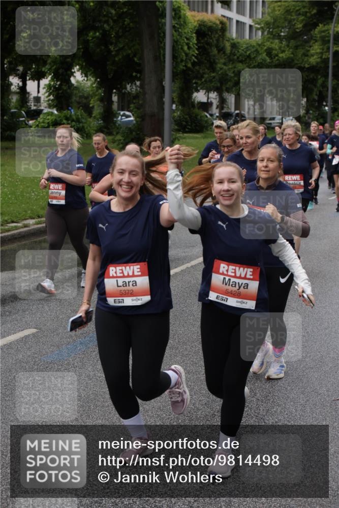 14.06.2026 - REWE Women's Run Jannik Wohlers http://msf.ph/oto/9814498 14.06.2026 10:41:06 Laufen 5372, 657, 5428, 7 meine-sportfotos.de