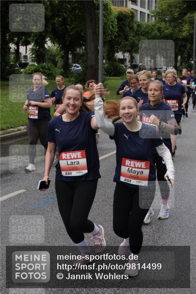 14.06.2026 - REWE Women's Run Jannik Wohlers http://msf.ph/oto/9814499 14.06.2026 10:41:06 Laufen 5372, 57, 5428 meine-sportfotos.de