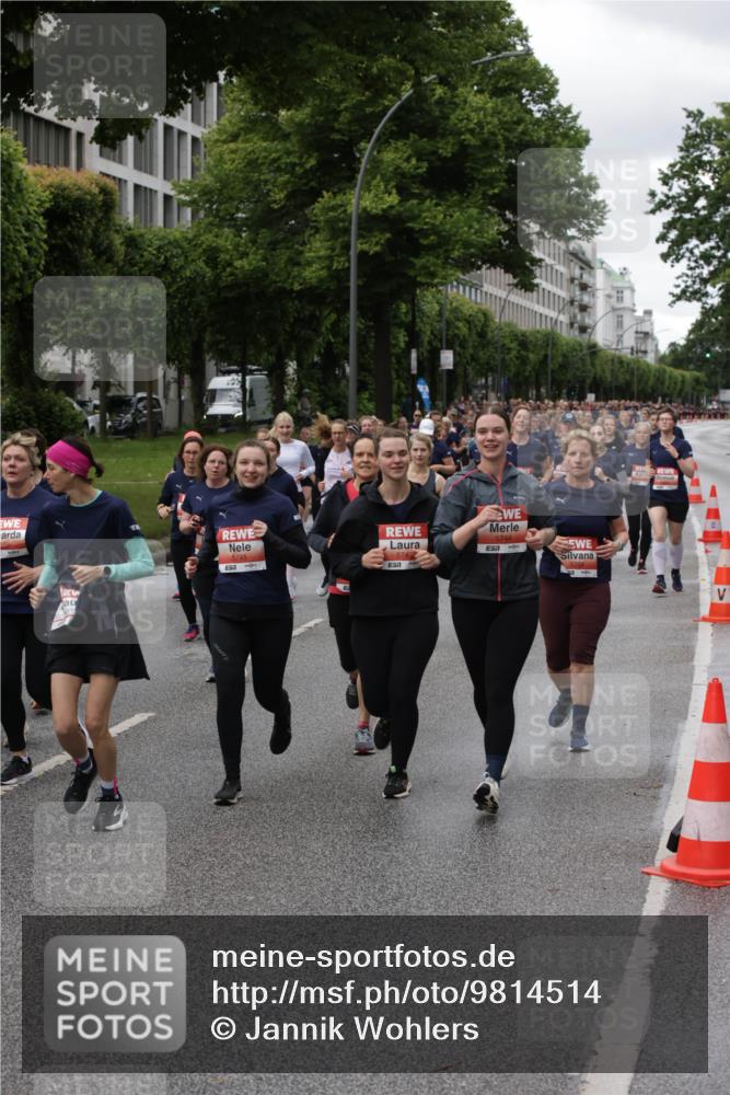 14.06.2026 - REWE Women's Run Jannik Wohlers http://msf.ph/oto/9814514 14.06.2026 10:41:10 Laufen 5745, 5743, 7 meine-sportfotos.de
