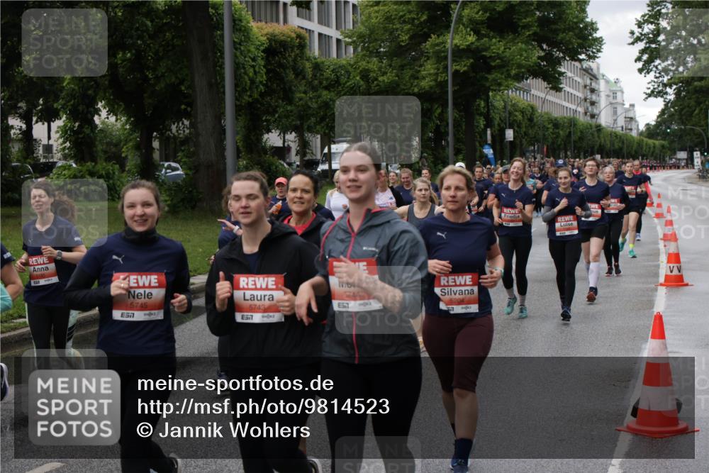 14.06.2026 - REWE Women's Run Jannik Wohlers http://msf.ph/oto/9814523 14.06.2026 10:41:11 Laufen 657, 5745, 57, 5743, 7, 5744, 51, 5204 meine-sportfotos.de